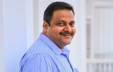 Capt. Raja Mitra